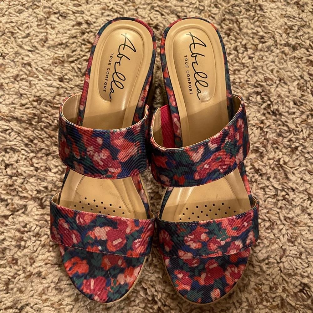 Floral sandals